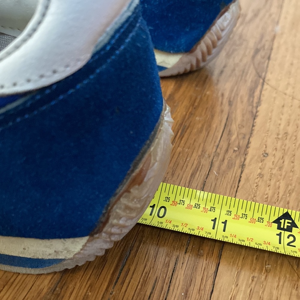 Vintage-inspired Blue White Cheetah Lace Up Sneakers Sz 5 (Runs Big) - Picture 8 of 8